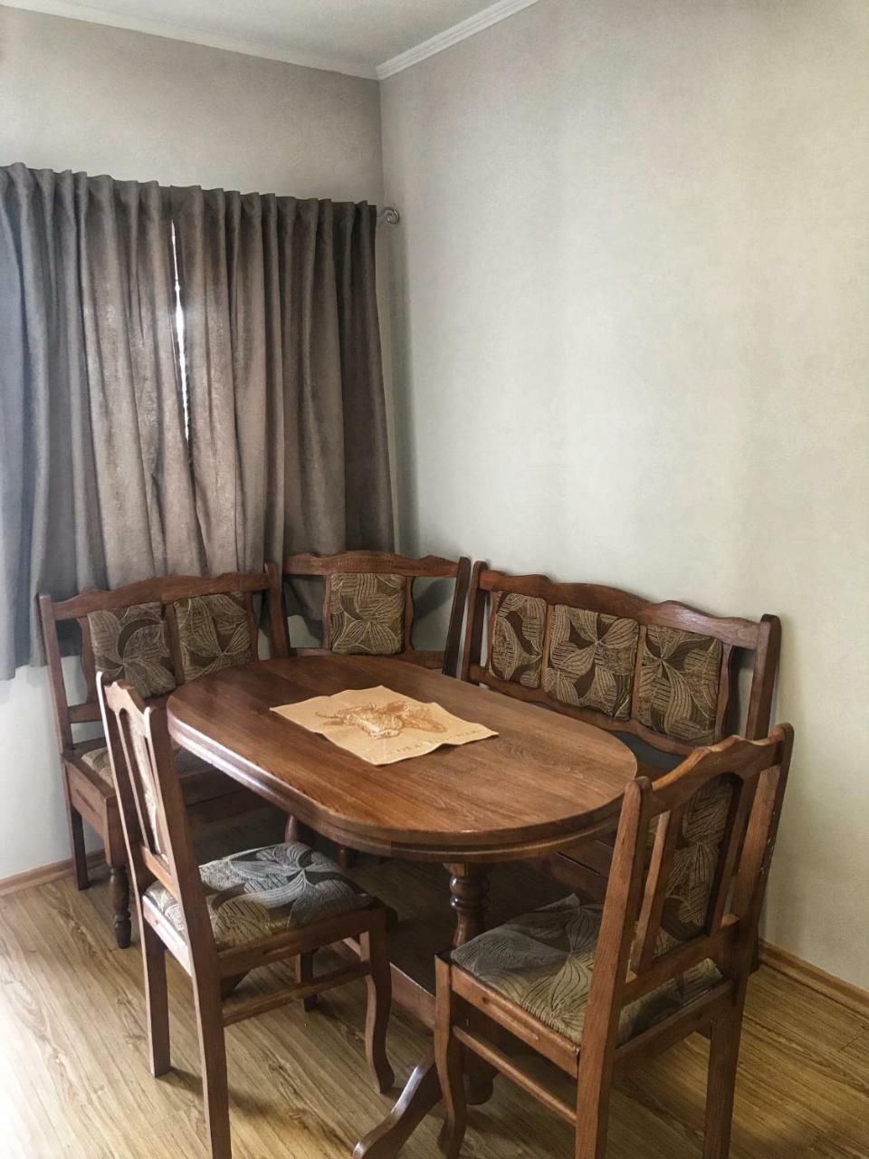 Apartment in the city centre Mukačevo Esterno foto